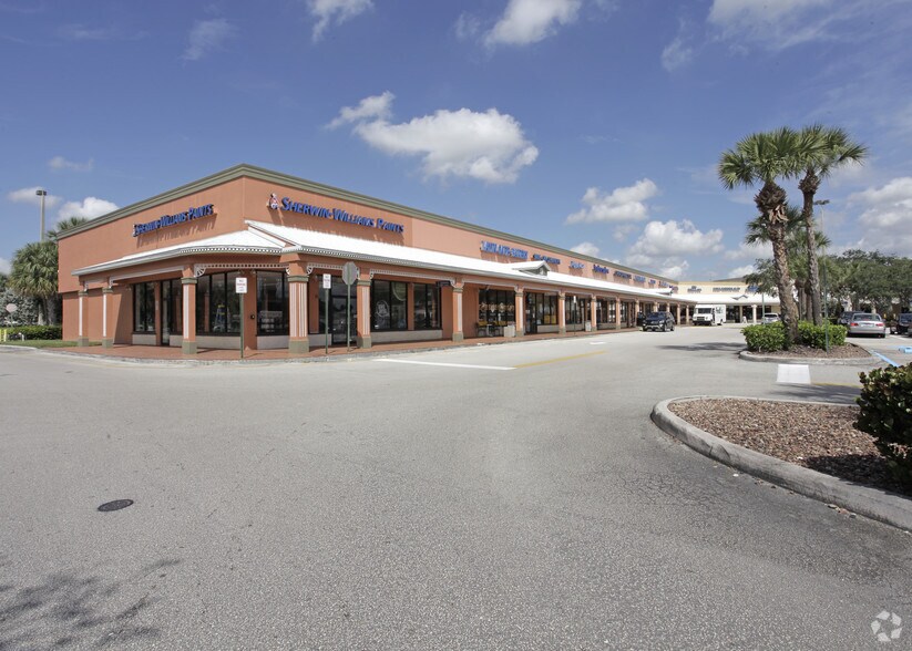 More Photos Of 18411-18489 Pines Blvd, Pembroke Pines General Retail For Lease