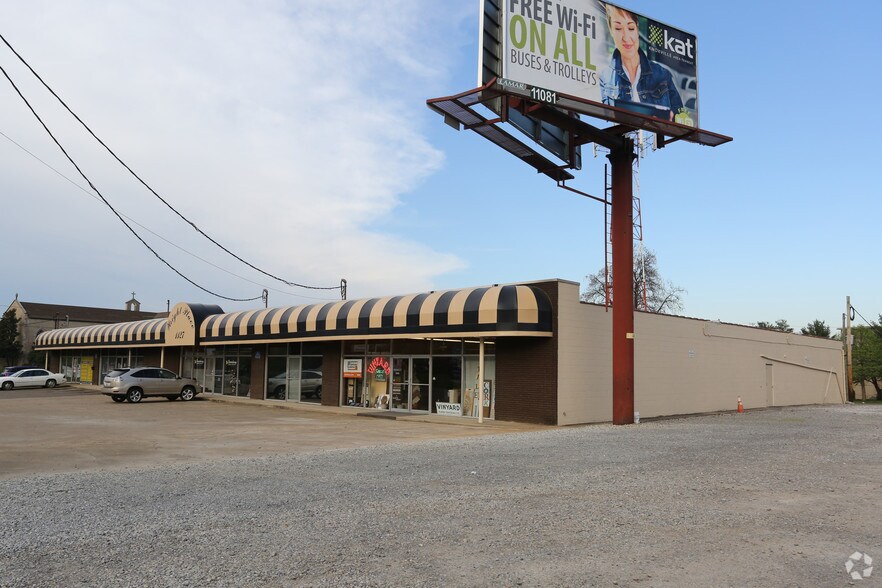 More Photos Of 1127 N Broadway St, Knoxville Freestanding For Lease