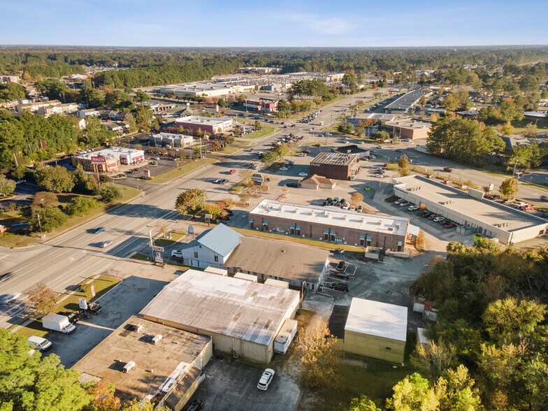 More Photos Of 411 Western Blvd, Jacksonville Office For Sale