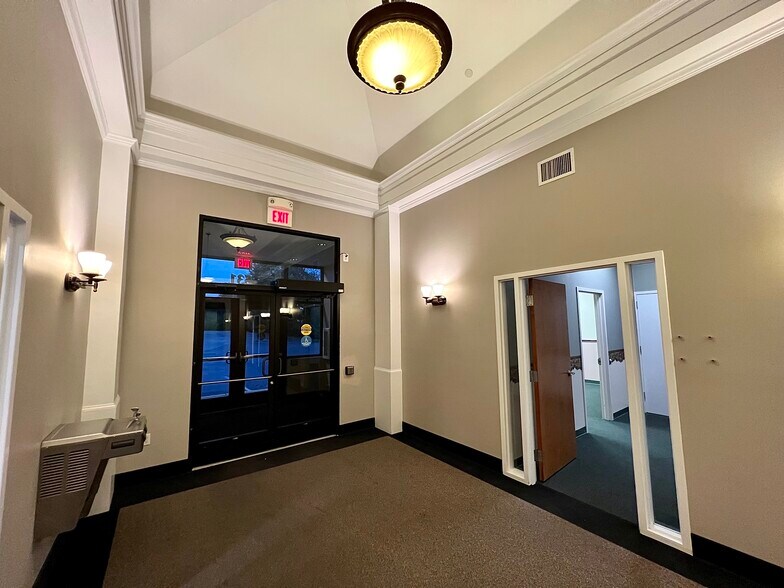 More Photos Of 531 Old Westminster Pike, Westminster Office Residential For Sale