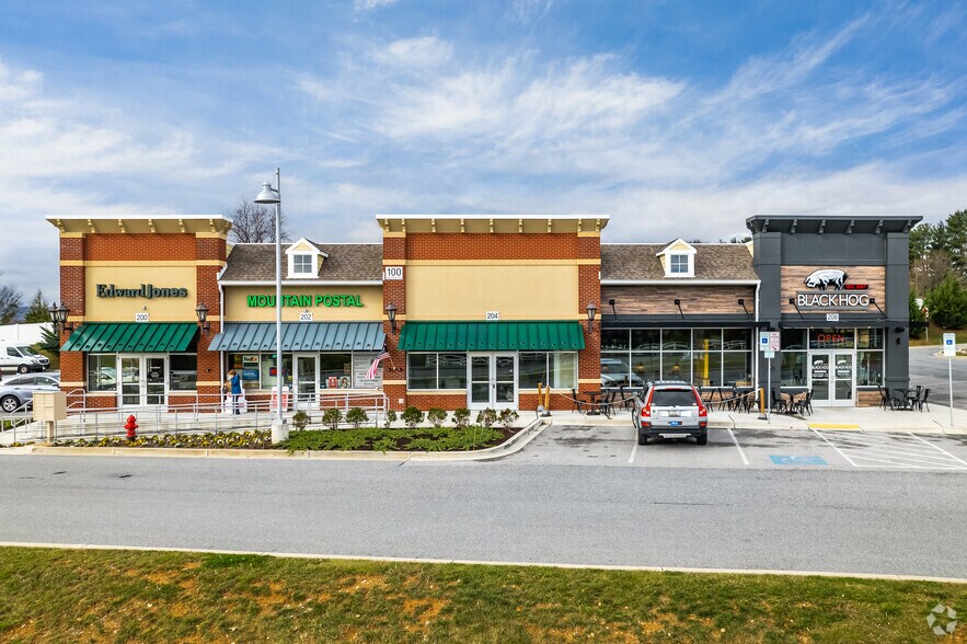 More Photos Of 400 Middletown Pky, Middletown Unknown For Lease