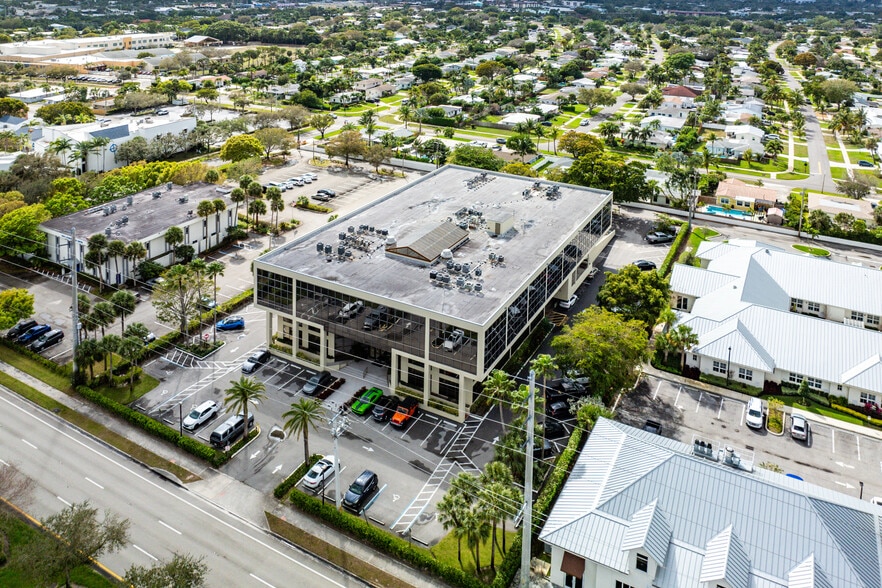 More Photos Of 631 US Highway 1, North Palm Beach Office For Sale