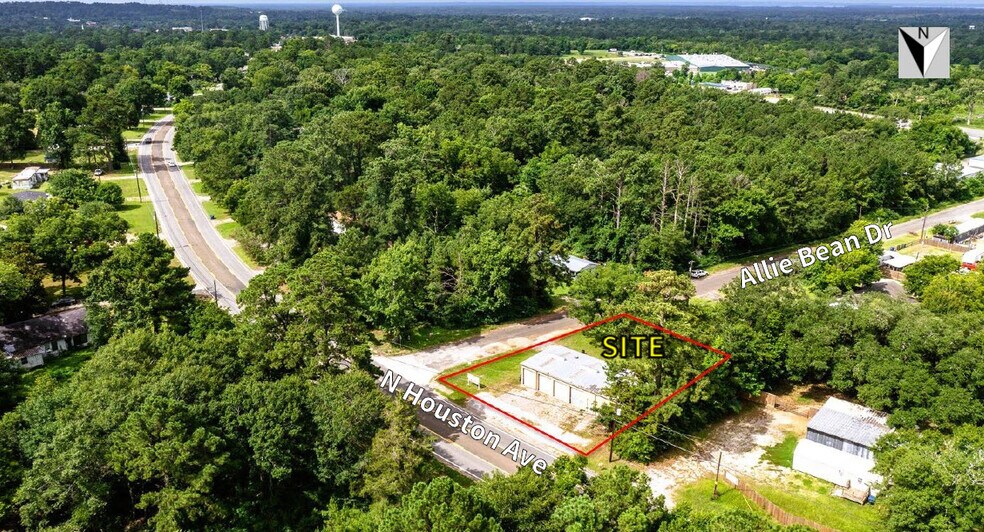 More Photos Of 2013 N Houston Ave, Livingston Warehouse For Sale