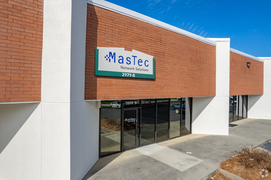 More Photos Of 2979 Pacific Dr, Norcross Flex For Lease