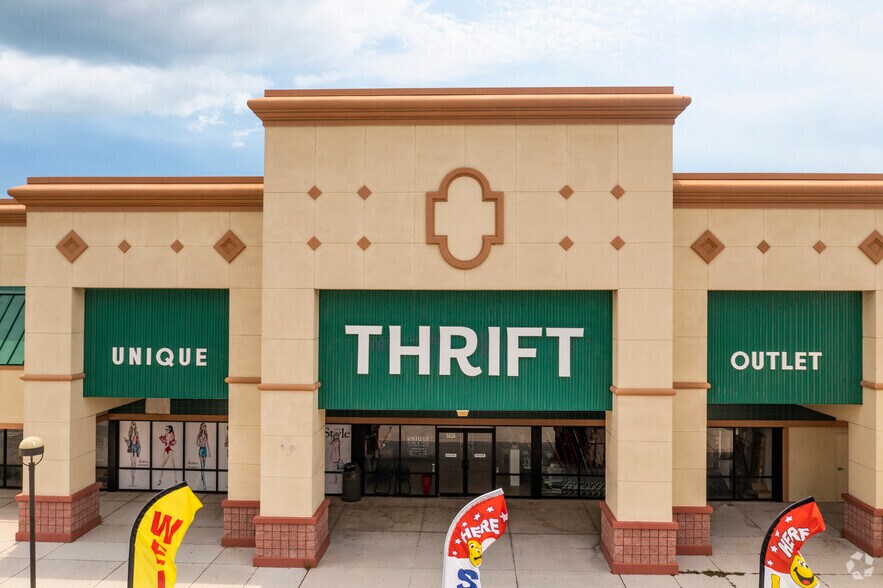 More Photos Of 5720-5838 14th St W, Bradenton Unknown For Lease