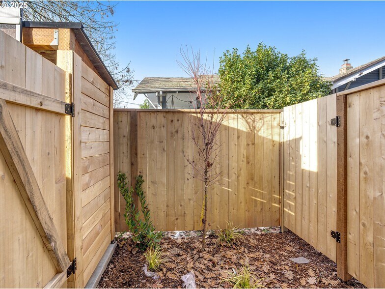 More Photos Of , Portland Multifamily For Sale