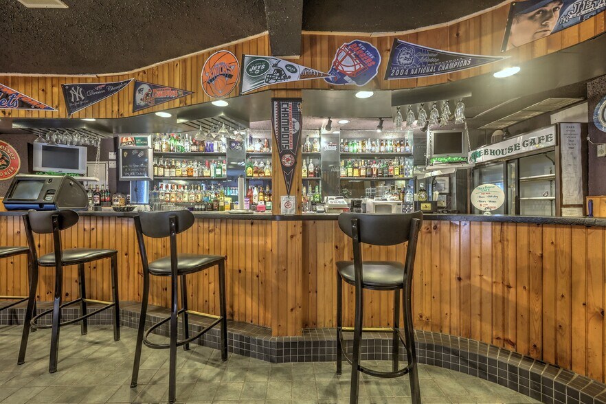 More Photos Of 399 Wolcott Rd, Wolcott Restaurant For Sale