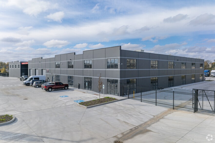 Primary Photo Of 1500 N Delany Rd, Waukegan Industrial For Lease