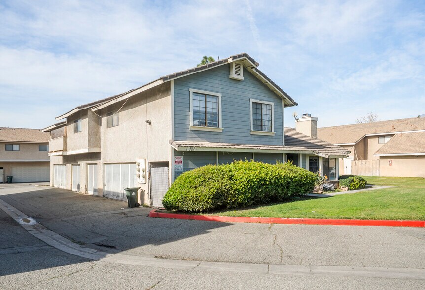 More Photos Of 721 Corvette Dr, Ontario Multifamily For Sale