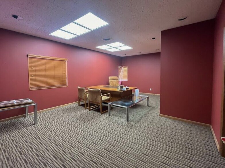 More Photos Of 357 N Craig St, Pittsburgh Office For Sale