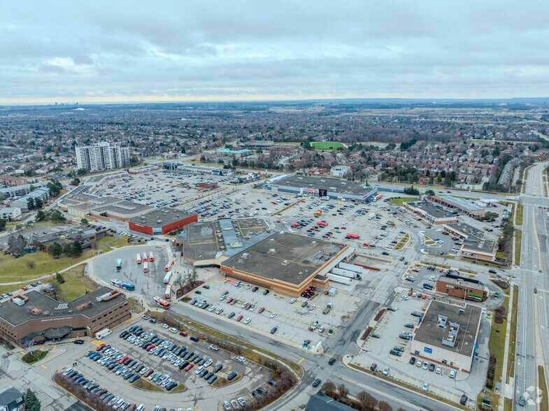 More Photos Of 6550-6975 Meadowvale Town Centre Cir, Mississauga Unknown For Lease