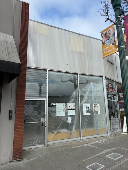 More Photos Of 1417 Webster St, Alameda Storefront For Lease