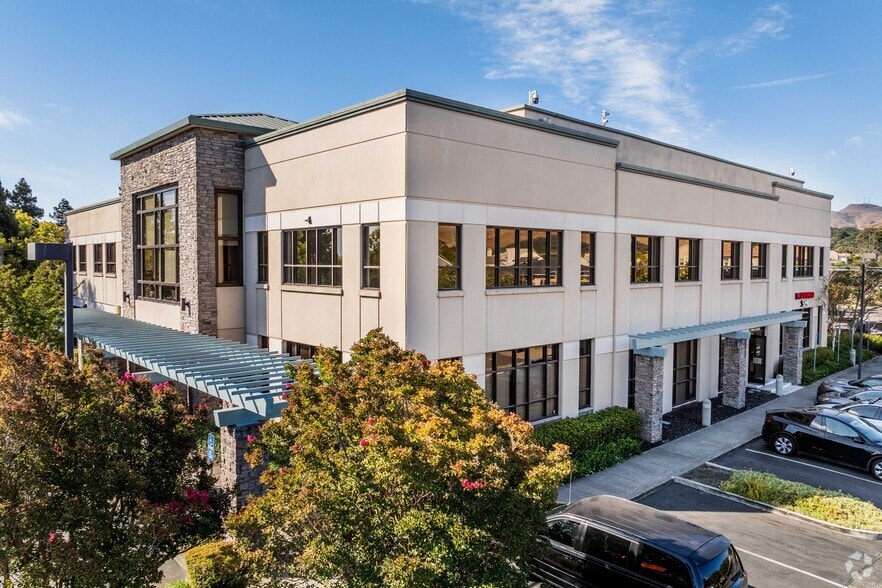 More Photos Of 5140 Business Center Dr, Fairfield Office For Lease