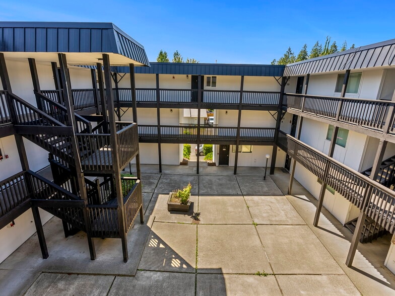 More Photos Of 210 Bethel St NE, Olympia Apartments For Sale