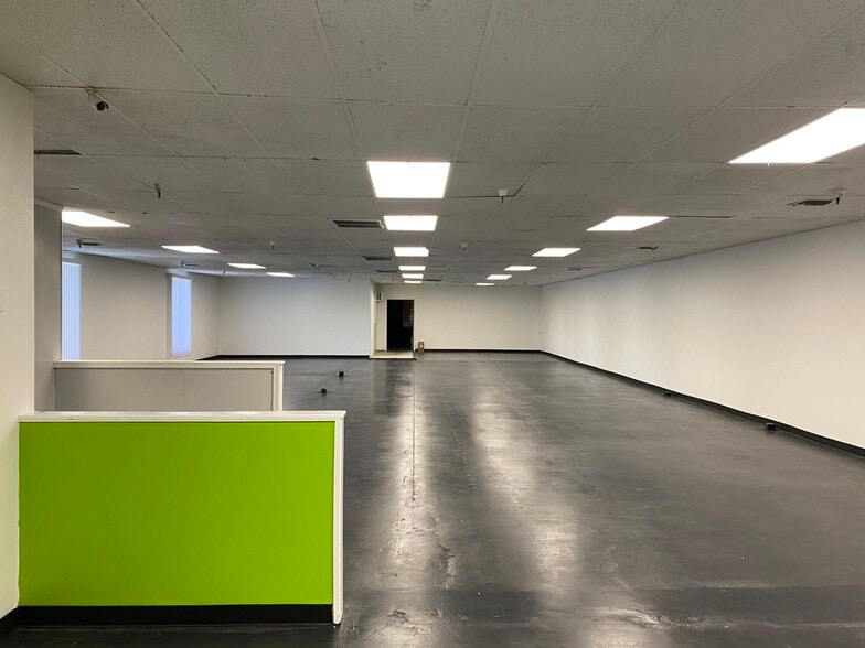 More Photos Of 1931 G St, Fresno Warehouse For Sale