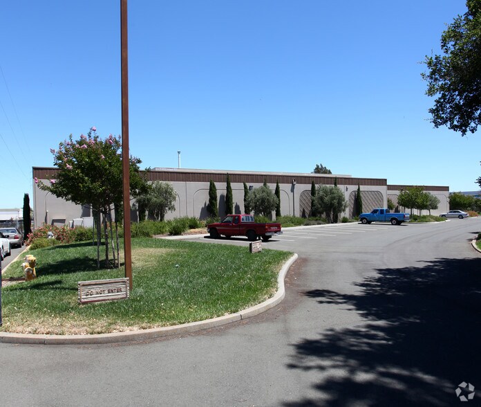 More Photos Of 490 Watt Dr, Fairfield Warehouse For Sale