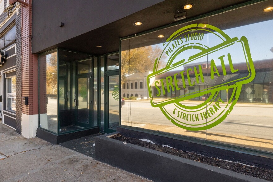 More Photos Of 2287-2293 Peachtree Rd NE, Atlanta Storefront Retail Office For Lease