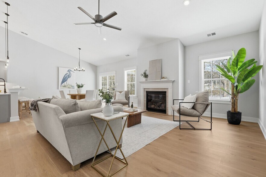 More Photos Of 100 Huselton Dr, Butler Multifamily For Sale