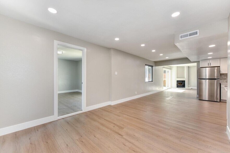 More Photos Of 5364 Garfield Ave, Sacramento Apartments For Sale