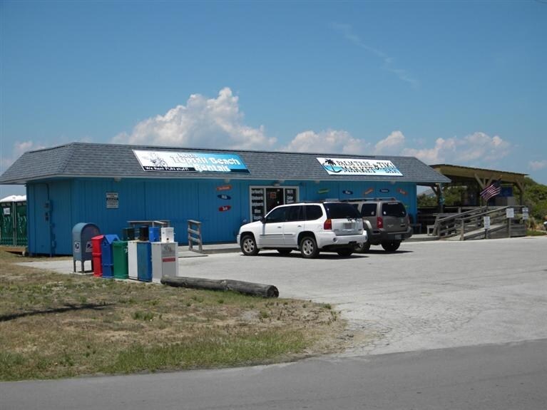 More Photos Of 2181 New River Inlet Rd, North Topsail Beach Convenience Store For Sale