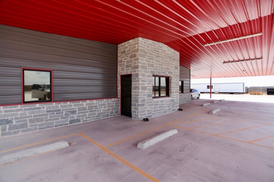 More Photos Of 7401 County 1210 rd, Midland Warehouse For Sale