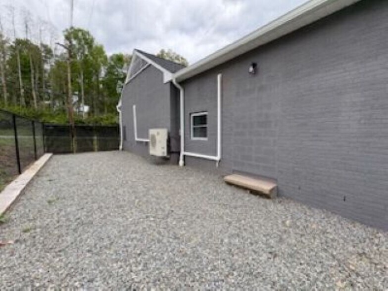 More Photos Of 160 Rt 206, Chester Office For Sale