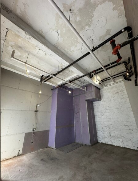More Photos Of 159-173 Church St, New York Apartments For Lease