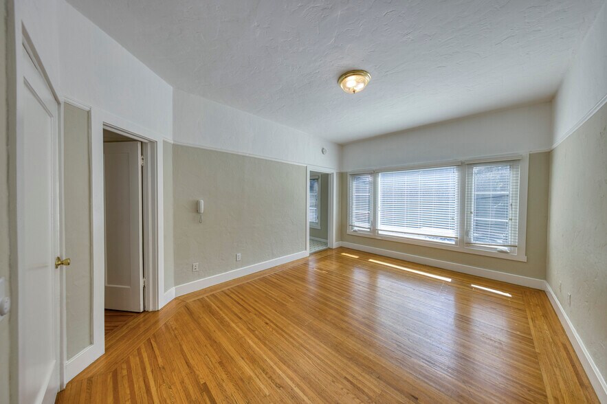 More Photos Of 2451 Le Conte Ave, Berkeley Apartments For Sale