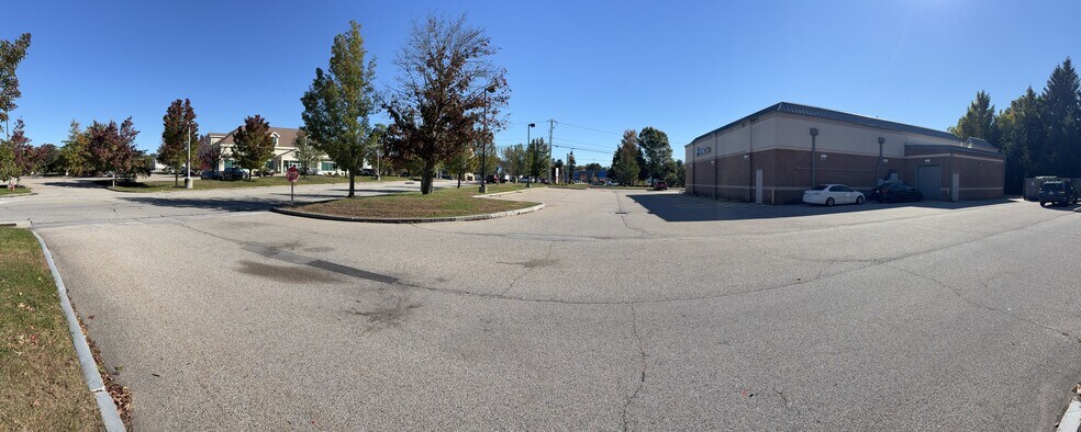 More Photos Of 10 Andrews Rd, Somersworth Freestanding For Lease