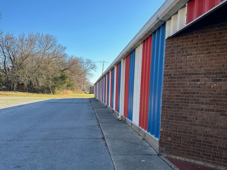 More Photos Of 1717 Franklin Ave, Henderson Skating Rink For Sale