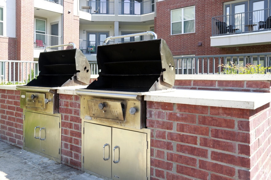 More Photos Of 380 Vista Court Dr, Plano Apartments For Lease