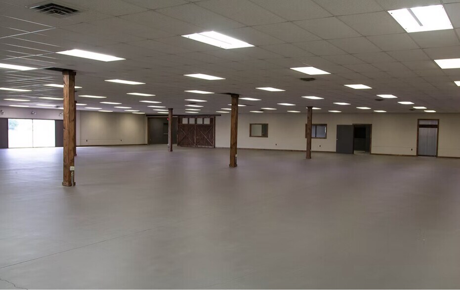 More Photos Of 5680 W Old Highway 40, Salina Warehouse For Sale