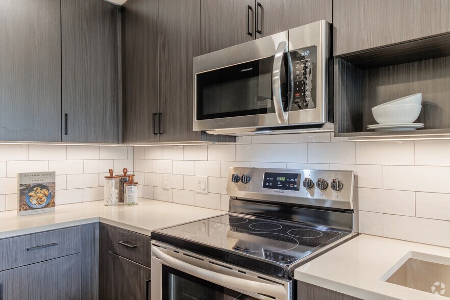 More Photos Of 4150 Jason St, Denver Apartments For Lease