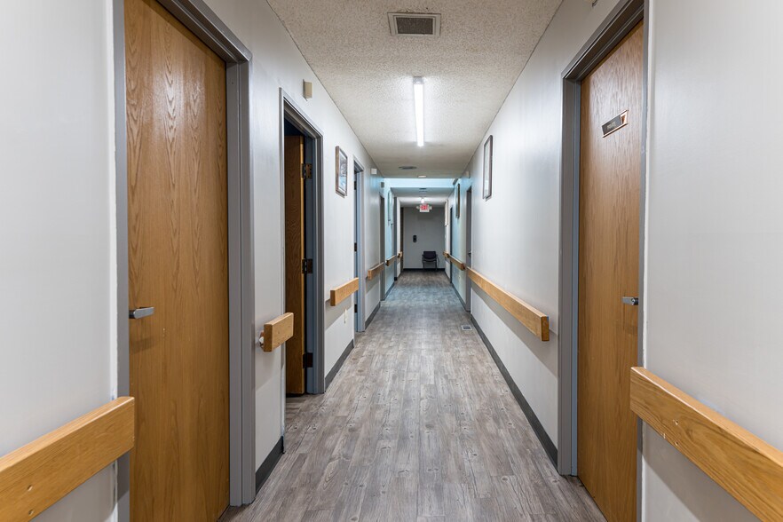 More Photos Of 90 Asheland Ave, Asheville Medical For Sale