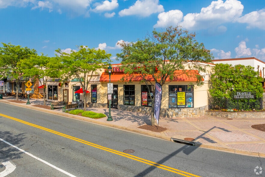 More Photos Of 9700-9761 Traville Gateway Dr, Rockville Unknown For Lease