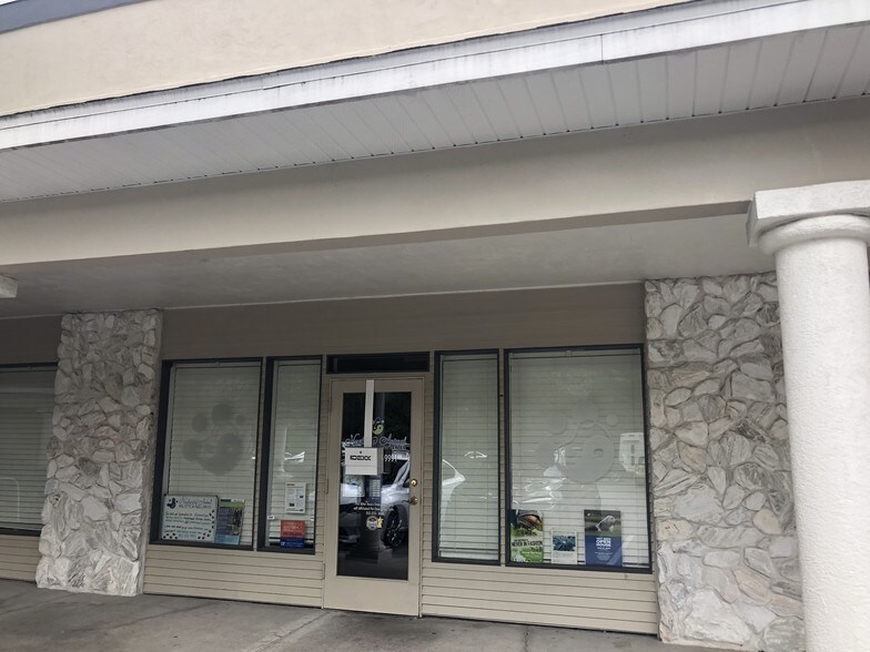 More Photos Of 500 NW 60th St, Gainesville Storefront Retail Office For Lease