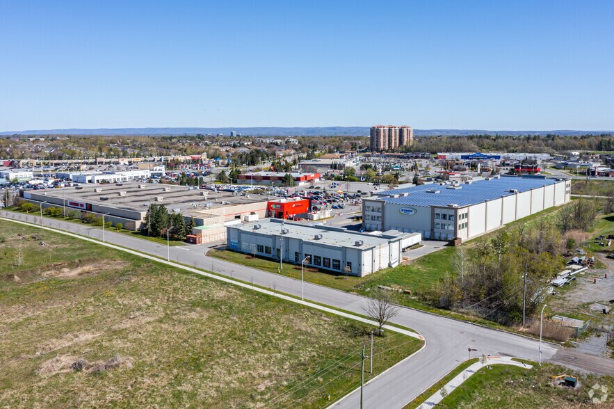 More Photos Of 280 Didsbury Rd, Ottawa Storefront For Lease