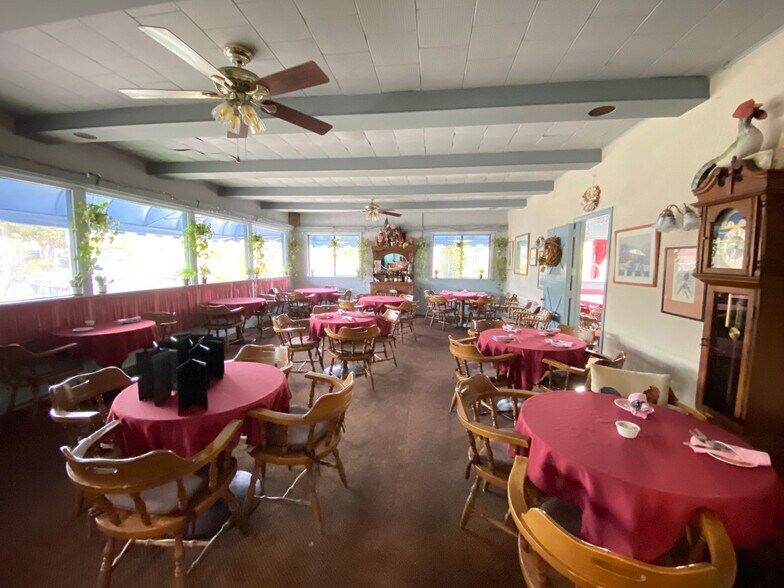 More Photos Of 4631 Carpinteria Ave, Carpinteria Restaurant For Sale