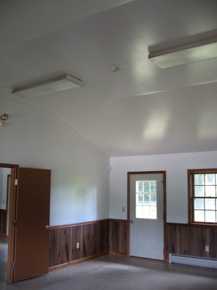 More Photos Of 1257 Buckley Hwy, Union Office For Sale
