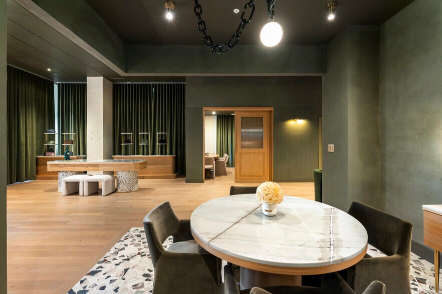 More Photos Of 301 Altara Ave, Coral Gables Apartments For Sale