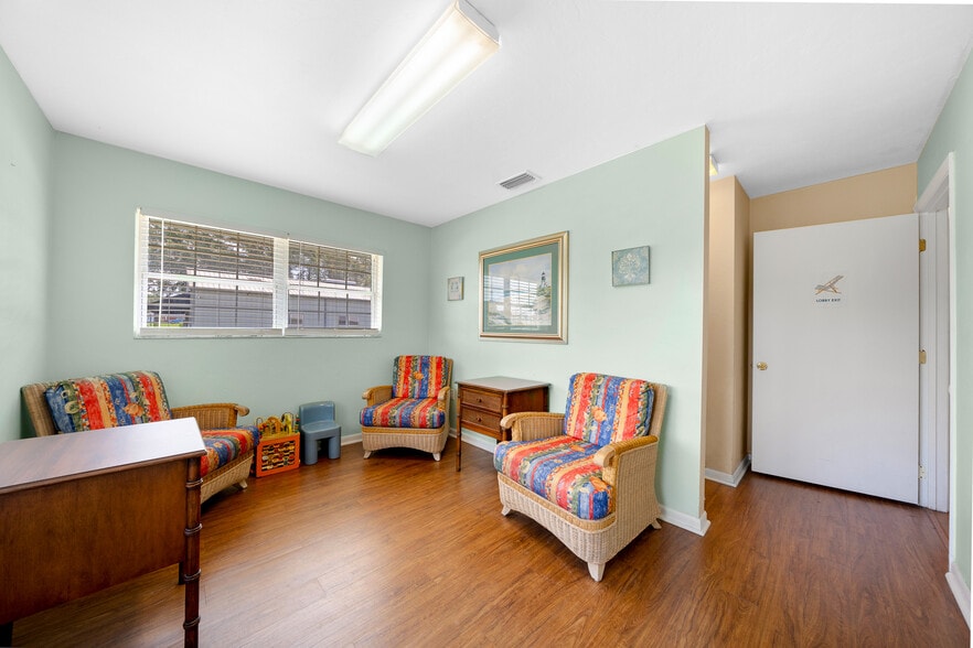 More Photos Of 1415 NW 23rd Ave, Chiefland Medical For Sale