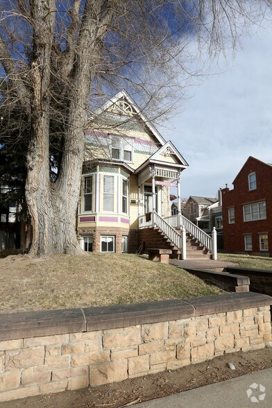 More Photos Of 741 Pearl St, Boulder Office For Lease