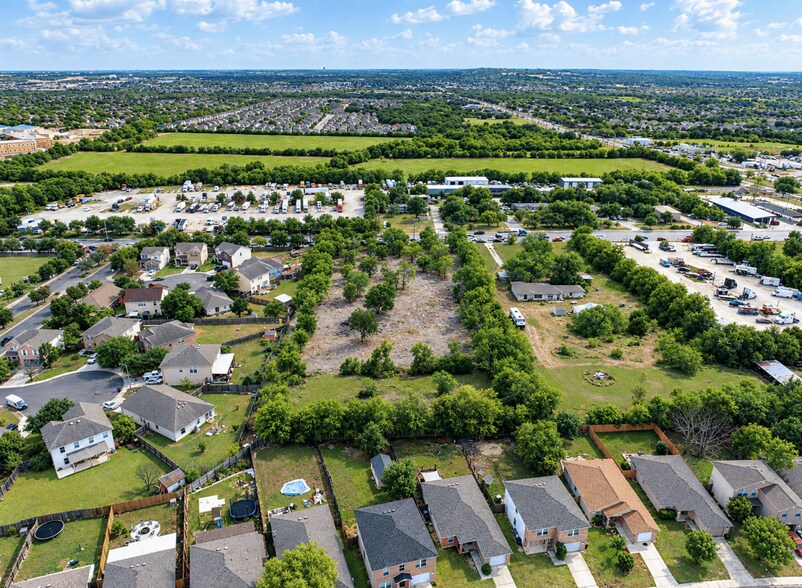 More Photos Of 11235 Shaenfield rd, San Antonio Land For Sale