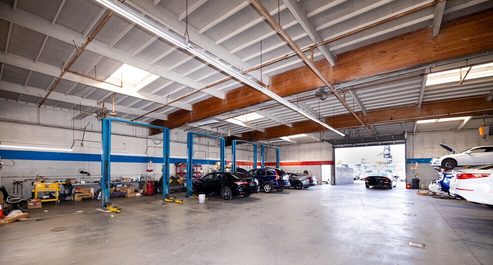 More Photos Of 10385 Central Ave, Montclair Auto Dealership For Sale