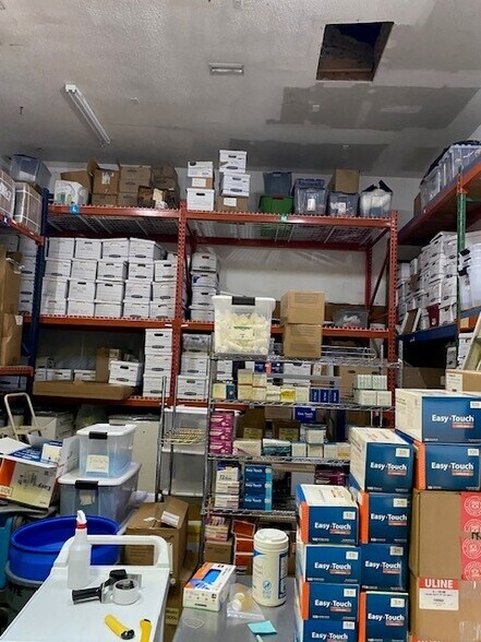 More Photos Of 1021 W Fairbanks Ave, Winter Park Freestanding For Sale