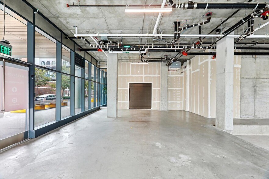 More Photos Of 40 Harrison St, Oakland Apartments For Lease