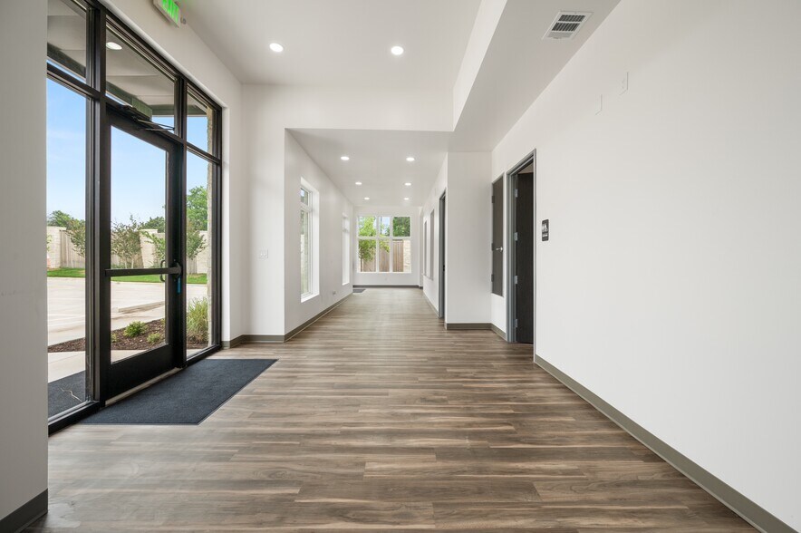 More Photos Of 1360 N Kimball Ave, Southlake Medical For Lease