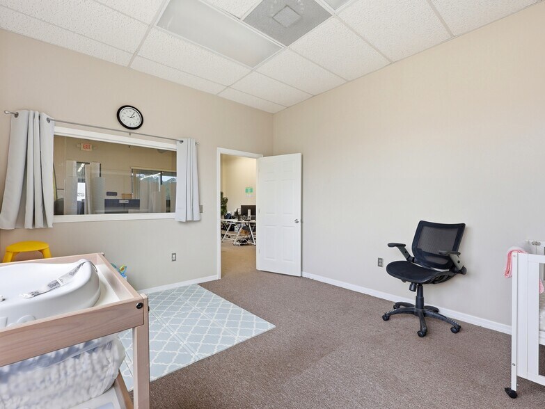 More Photos Of 4425 US Highway 1 S, Saint Augustine Light Distribution For Sale