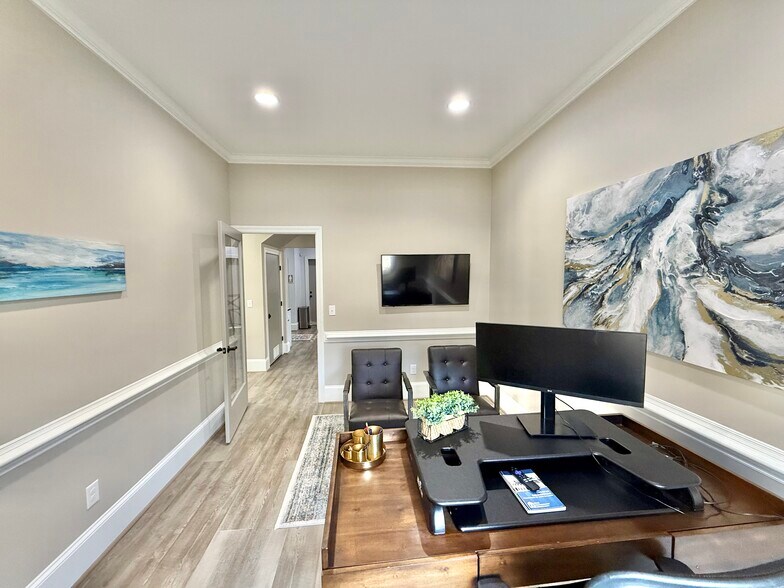 More Photos Of 204 Griffin Park Dr, Birmingham Office For Sale