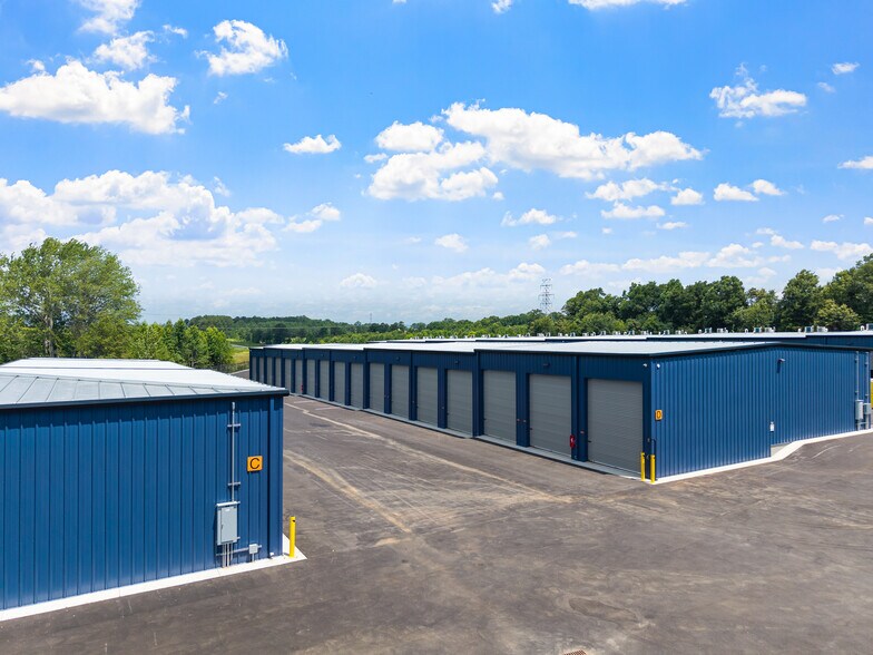 More Photos Of 720 Antioch Dr, Greenville Specialty For Lease